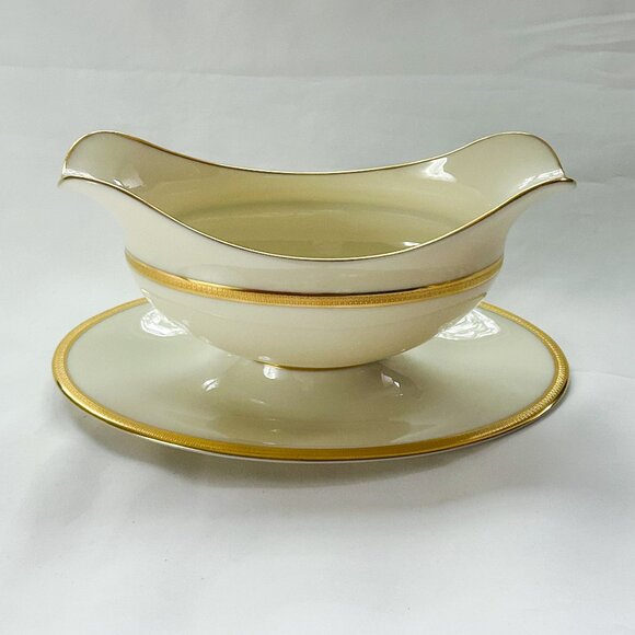 Lenox Tuxedo J-33 Gravy Boat with Attached Saucer, Vintage - Picture 3 of 9